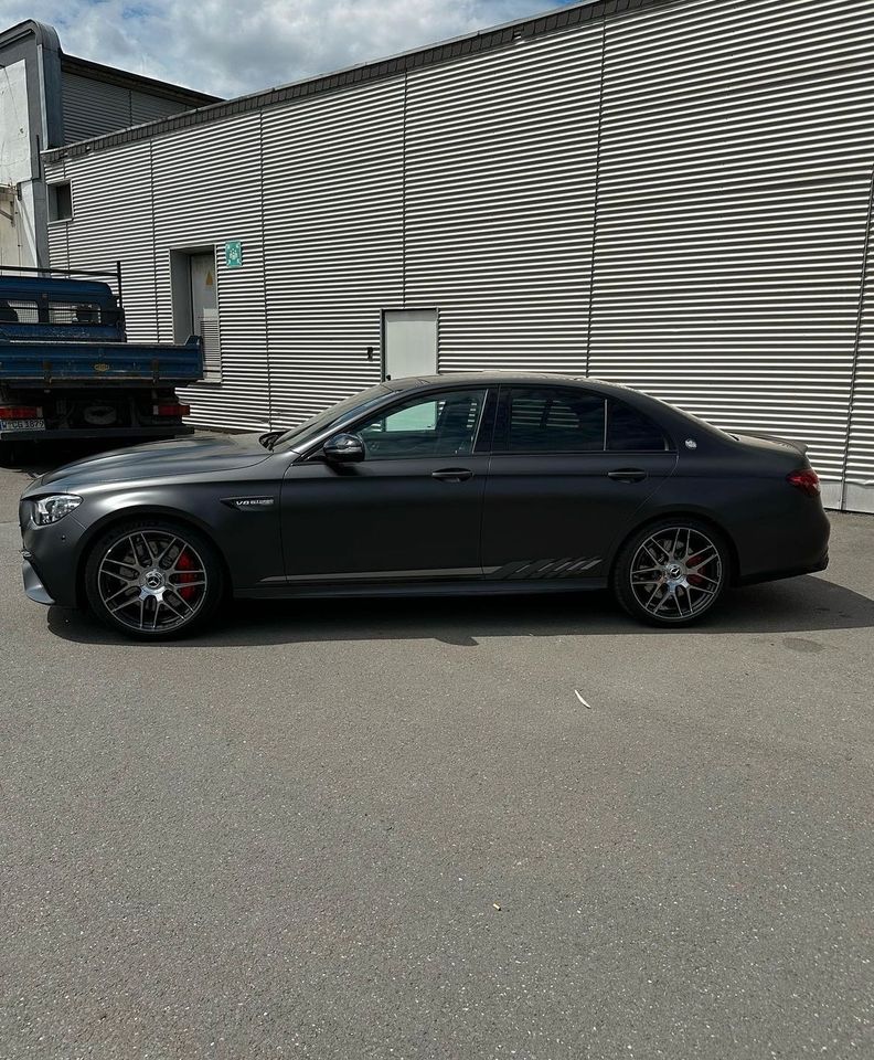 Mercedes E63s AMG Mieten G63 BMW M AUDI RS Autovermietung Mieten in Essen