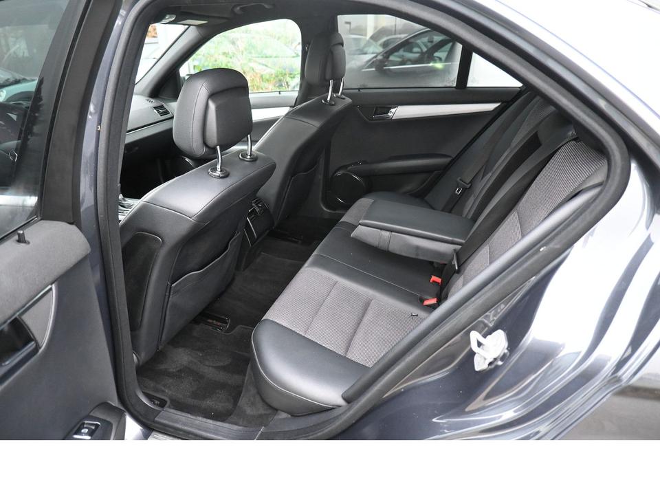 Mercedes-Benz C 350 CDI BE *Avantgarde* 7G-Aut AMG NAVI Leder in Seevetal