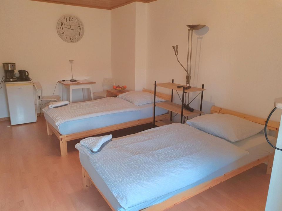 +++ Monteurszimmer Monteursunterkunft Privatzimmer +++ Fitters room +++ Wohnen auf Zeit in Moers