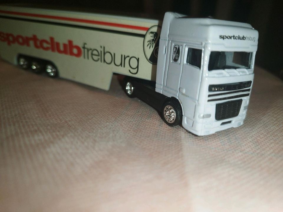 Sportclub Freiburg Lkw in Kaiserslautern