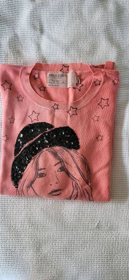 Pullover Jacken Jeans Hilfiger, Pepe u.a.  Größe 158 bis 176 in Lörrach