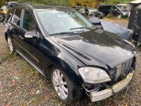 Mercedes w164 ML 320 420 Schlachtfest Getriebe Türen Stoßstange Brandenburg - Kloster Lehnin Vorschau