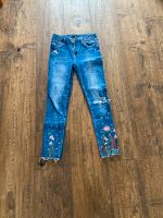 Jeans mit Stretch und Stickerei große S Baden-Württemberg - Hüfingen Vorschau