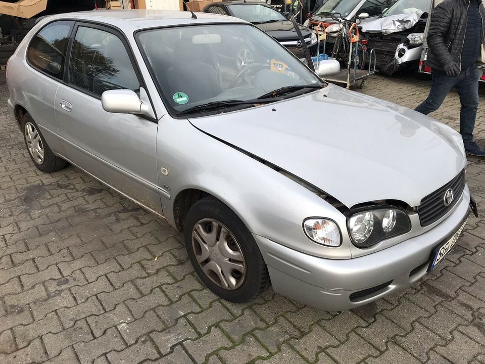 Toyota Corolla E11 Ersatzteile Gebrauchtteile Auto teile köln in Köln Vogelsang