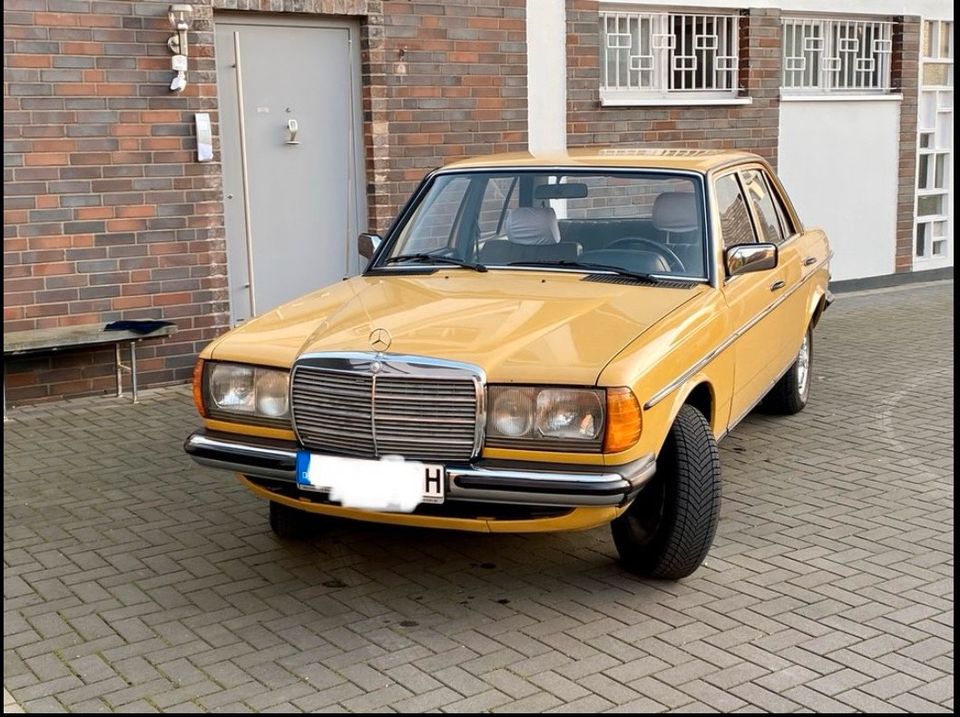 Mercedes W123 300D , H-Zul. Orig. mit Niveau in Düsseldorf