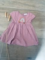 Next Kleid Regenbogen Gr 62 puder Flieder rosa boho vintage Nordrhein-Westfalen - Anröchte Vorschau