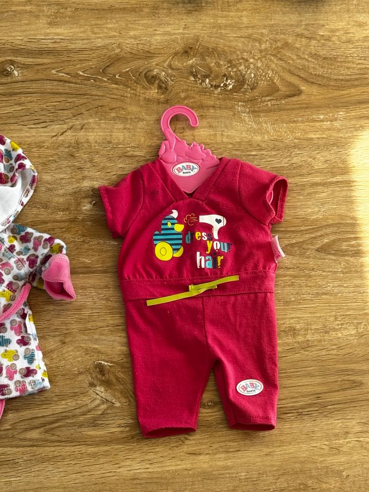 Baby Born Kleiderset Mädchen Bademantel & Schlafanzug in Bad Dürrheim