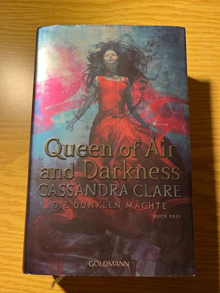 Queen of Air and Darkness (Bd.3) in Neuenkirchen