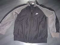 Nike Trainingsjacke/ Sportjacke Größe 134/140 Bayern - Straubing Vorschau