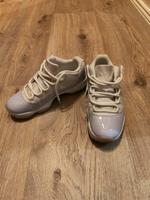 Nike Jordan 11 Retro Low lila Berlin - Pankow Vorschau