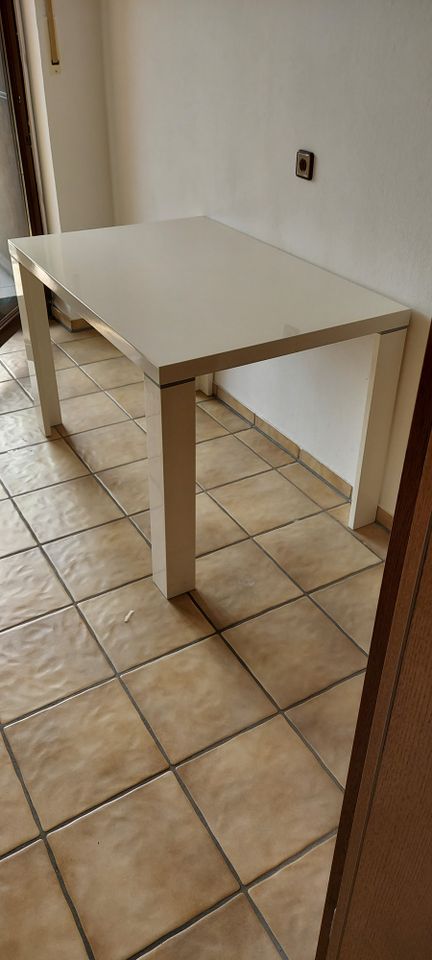 Küchentisch mit 2 Stühlen in Ostbevern