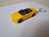 Schlüsselanhänger Chevy Camaro gelb Matchbox Cabriolet V8 Auto Hessen - Gründau Vorschau