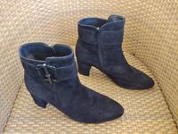 NEU * Gabor Stiefelette Gr. 41 (7 ½) mit Zierschnalle Velourleder Brandenburg - Bernau Vorschau