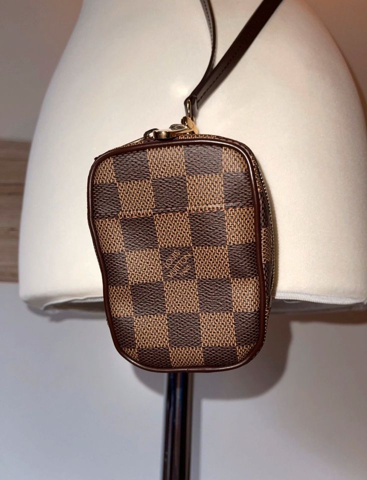 (verkauft) Louis Vuitton bauchtasche