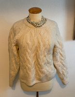 Warmer Strick Pullover Creme Zopfmuster gr xs cropped Hamburg-Nord - Hamburg Dulsberg Vorschau