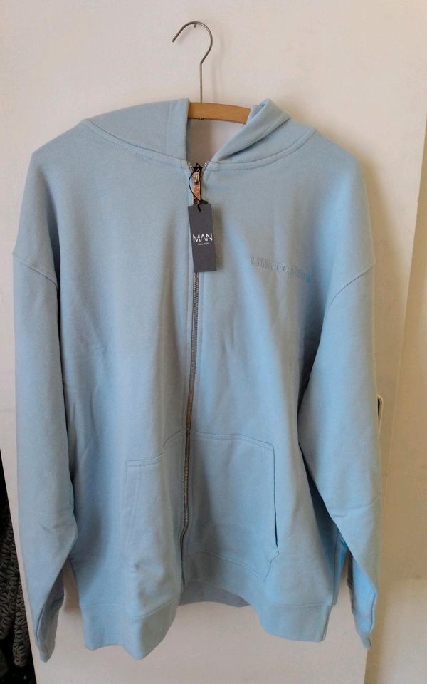 Sweatjacke Zip Hoodie Boohooman L in Solingen