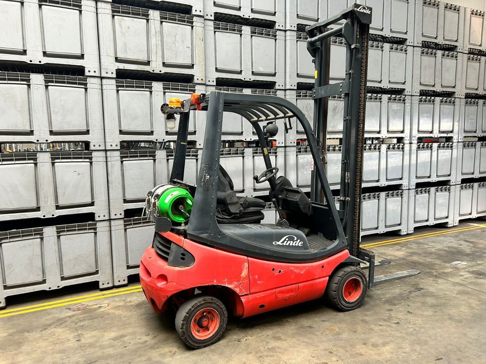 LINDE H 18 T-03, Bj. 2013, 6446 Bts., Standard, Gasantrieb in Kitzingen