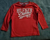 Kinder Tommy Hilfiger Langarmshirt Longsleeve Größe 104 Hessen - Neukirchen Vorschau