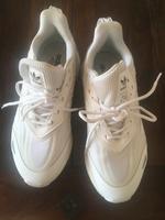 Sneaker weiß Nordrhein-Westfalen - Meerbusch Vorschau