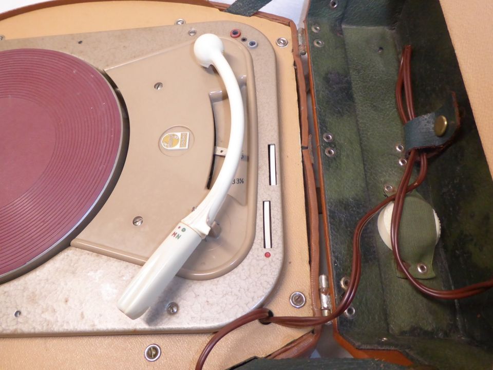 Kofferplattenspieler, Hutschachtel - Philips Phonokoffer - AG2113 in Forstinning