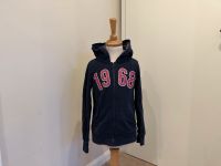 Esprit Sweatjacke Hoodie, blau pink Glitzer 128 134 Niedersachsen - Ribbesbüttel Vorschau