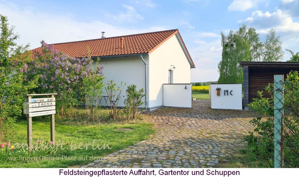 Modernes Ferienhaus in ländlicher Bilderbuchlandschaft in Friedrichswalde