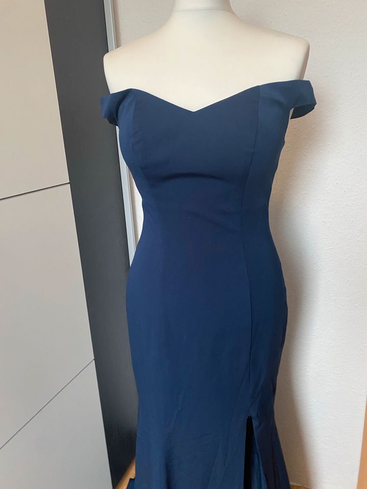 Schickes blaues Kleid für z.B die Abschlussfeier, Abi… in Kassel