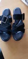 Tamaris Damen Riemchensandalen 39/5,5 schwarz wie neu Berlin - Rummelsburg Vorschau