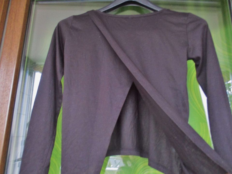 Tolles Shirt. Schwarz. H & M. Gr. 146-152, w. neu in Schwetzingen