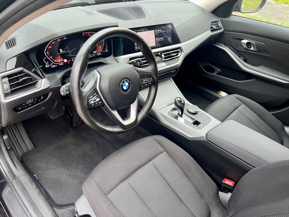 BMW 320d xDrive/ Automatik / Facelift in Zehdenick