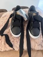 Sneaker schwarz/gold Nordrhein-Westfalen - Bad Salzuflen Vorschau