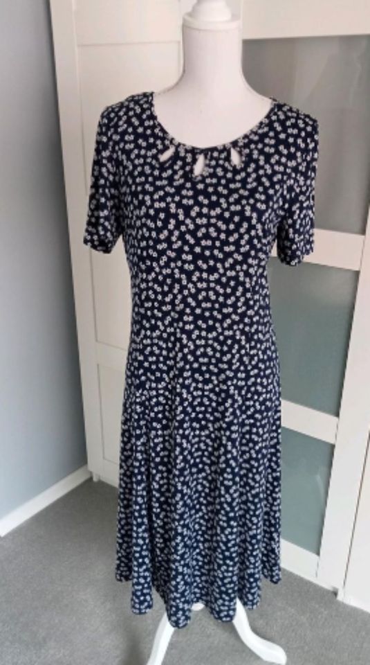 Neues Kleid in Lingen (Ems)