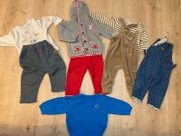 Kleiderpaket Größe 86: 2 Outfits, Latzhose und Pullover Niedersachsen - Oldenburg Vorschau