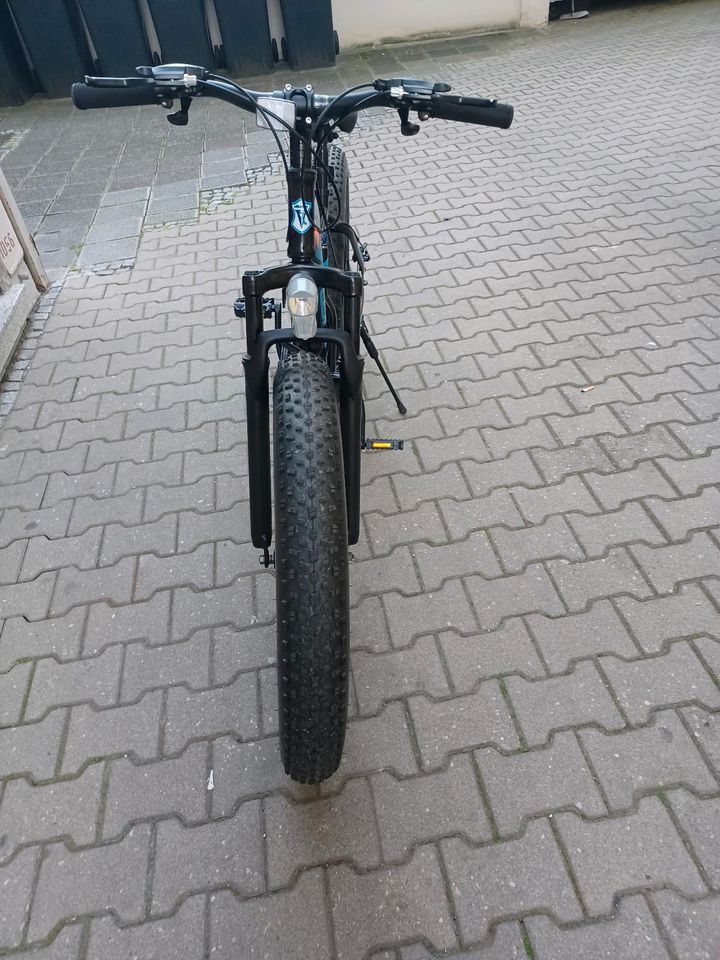 Fatbike, Fahrrad in Nürnberg (Mittelfr)