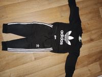 Verkaufe einen Adidas Trainingsanzug Größe 92 Harburg - Hamburg Hausbruch Vorschau