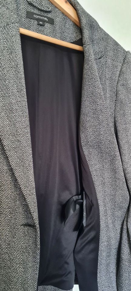 Blazer von Comma schwarz/grau Gr.44 aktuelle Mode-Kollektion in Bornheim