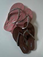 2 Paar ~ Zehentrenner ~ Flip Flops ~ Glitzersteine Gr.39 Wandsbek - Hamburg Farmsen-Berne Vorschau