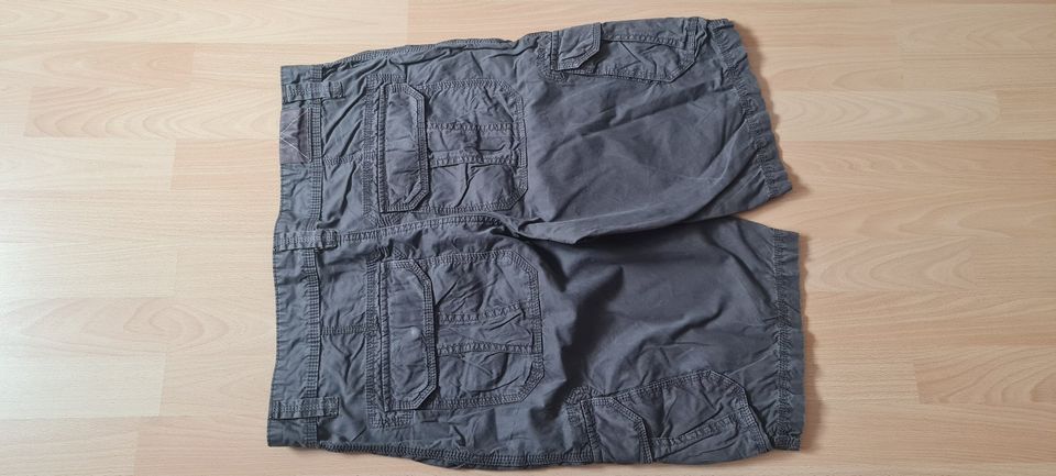 edc Herren Jeans shorts; Größe 33 in Bitburg