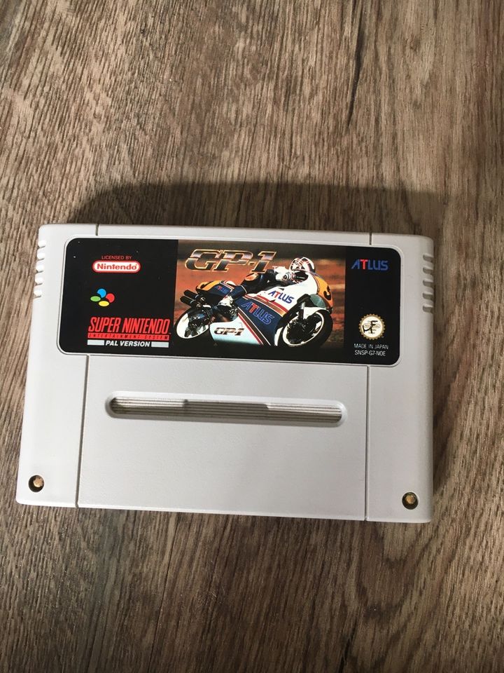 Super Nintendo Spiele voll funktionsfähig, top Zustand in Blankenhain