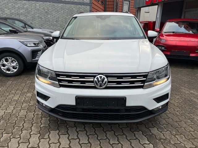 Volkswagen Tiguan 1.5 TSI ACT EDITION+NAV+CLIMATRONIC+1HAND in Halberstadt