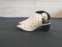 Another A Damen Boots Stiefeletten mit Nieten Weiß Größe 40 Lübeck - Innenstadt Vorschau
