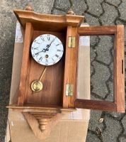 Alte aufziehe Uhr hängen 30x15 cm Nordrhein-Westfalen - Herford Vorschau