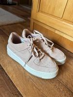 Nike Air Force Sage Rosa Neuwertig 41 Leipzig - Gohlis-Nord Vorschau