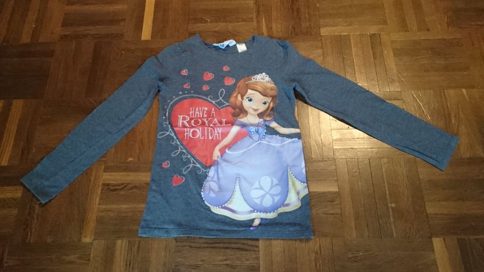 Paket Prinzessin Sofia Langarmshirts Größe 122 128 in Eresing