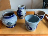 Steingut: Weinkrug mit Schmalztopf, Topf und Vase, blau-grau Niedersachsen - Winsen (Luhe) Vorschau