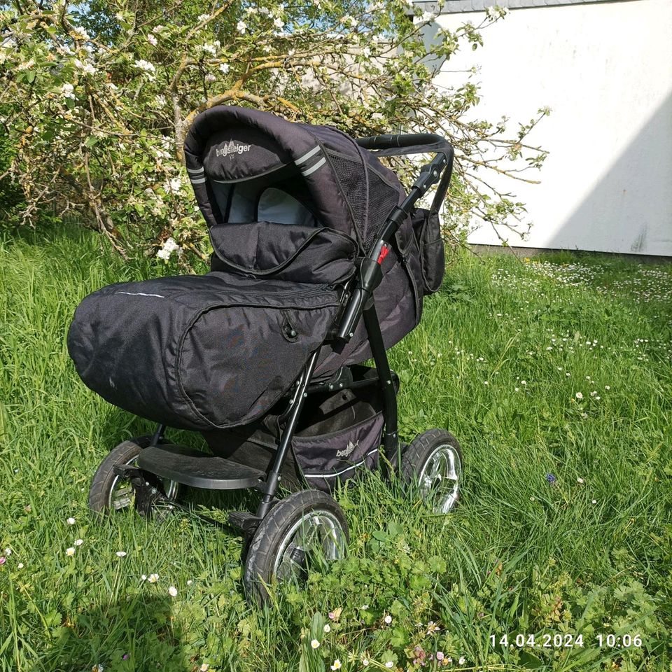 Kinderwagen Bergsteiger in Magdeburg