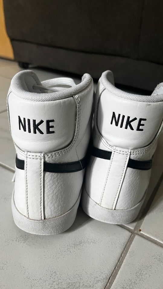 Nike Blazer Mid77 Kinder Schuhe Sneaker Gr. 38,5 in Bad Waldsee