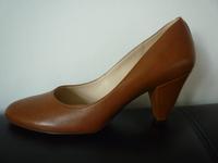 Clarks Babington Race Pumps High Heels Hell Braun Leder 6 ½ NEU Berlin - Hellersdorf Vorschau