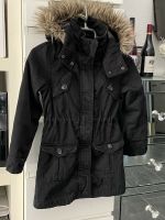 Mädchen H&M Jacke Parker Gr 134 schwarz Übergangsjacke ♥️ Nordrhein-Westfalen - Hilden Vorschau