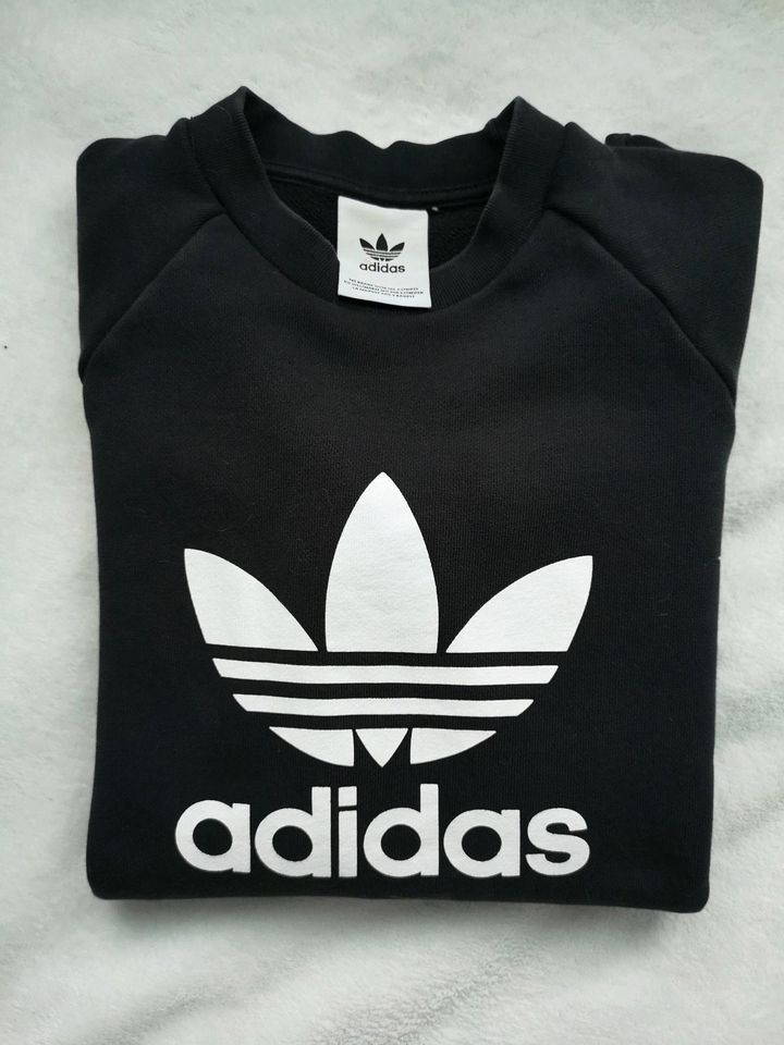 Adidas Sweatshirt Gr. S in Düren